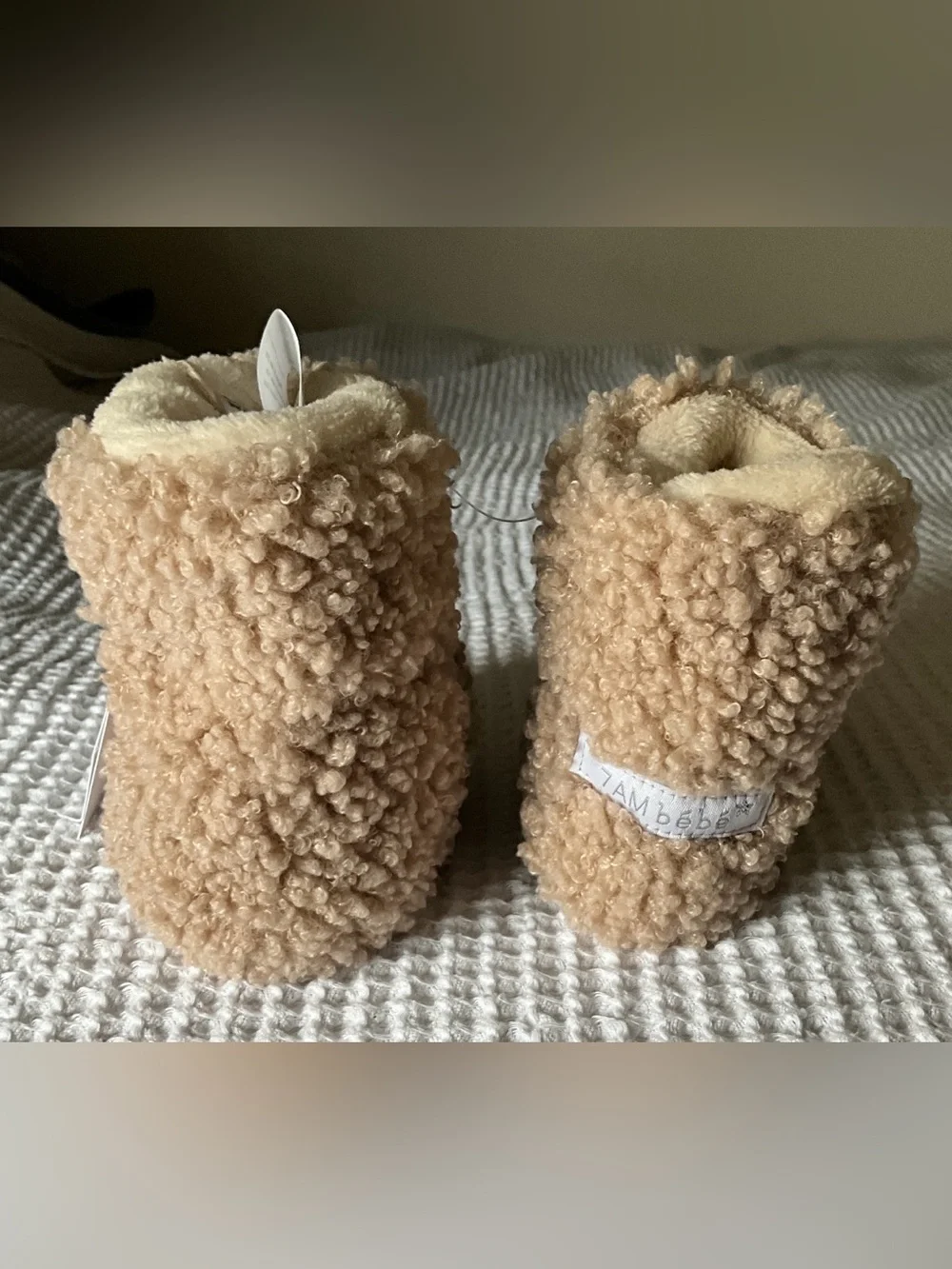 7AM Paris Teddy Sherpa Baby Booties - Beige 0-6 months